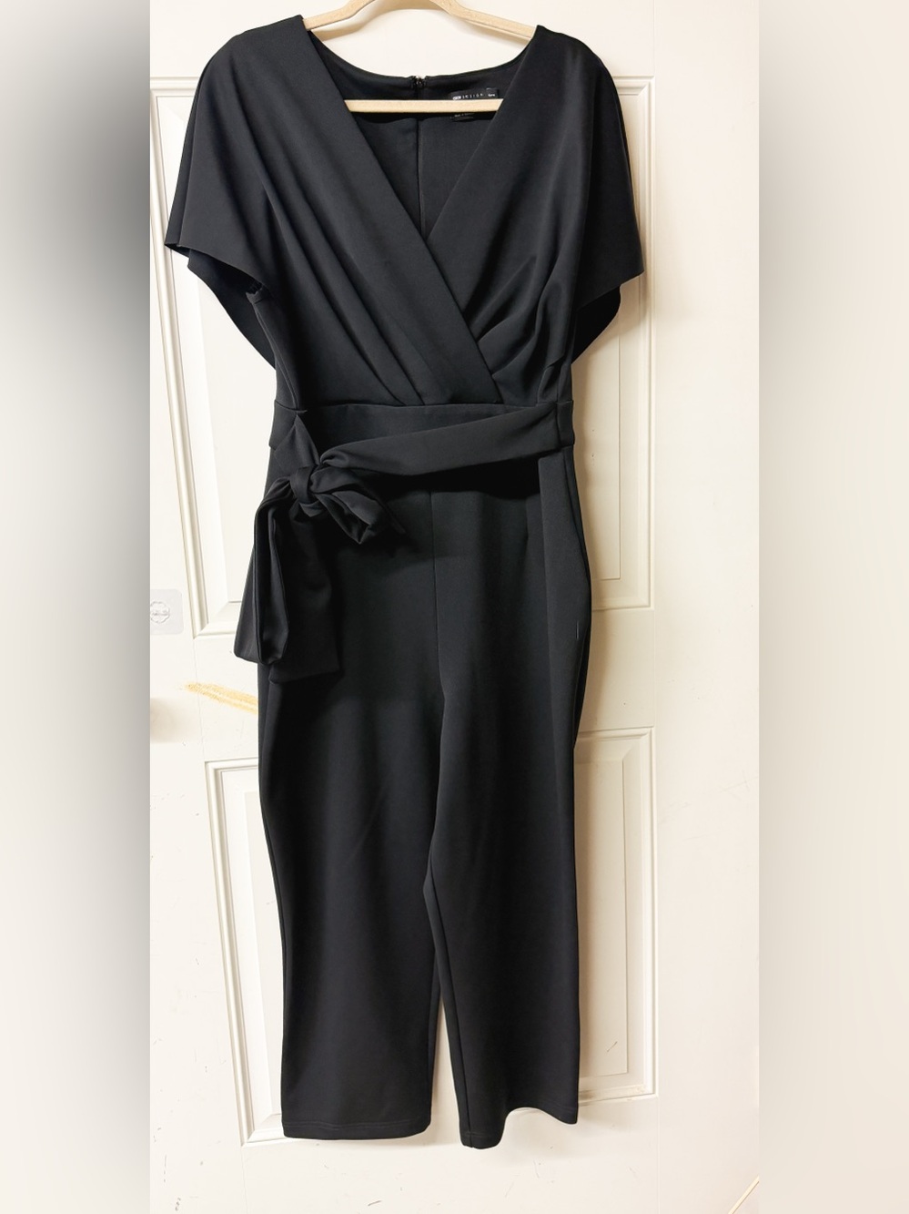 ASOS DESIGN Curve fallen shoulder scuba jumpsuit in black, size 16